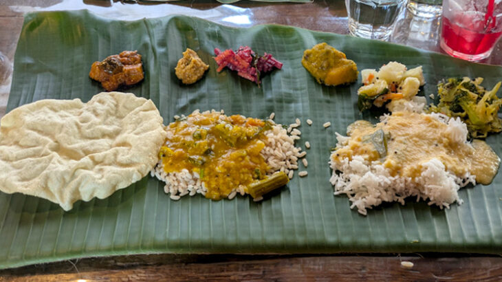 バナナリーフに乗った色とりどりの野菜定食を楽しんだよ＠逗子 スパイス・ツリー(spice tree)